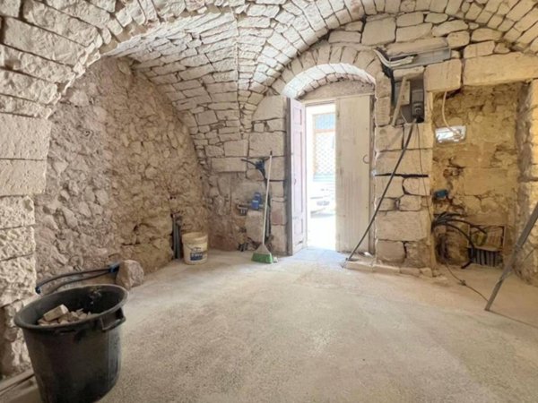 casa indipendente in vendita a Ceglie Messapica