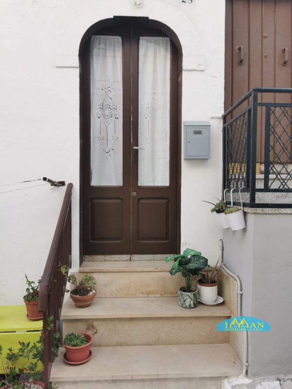 casa semindipendente in vendita a Ceglie Messapica