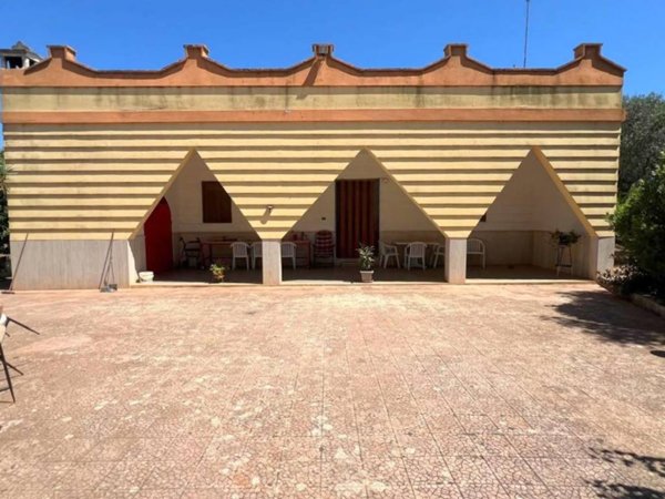 casa indipendente in vendita a Ceglie Messapica