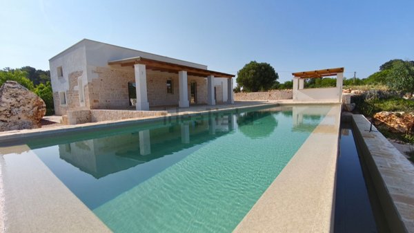 casa indipendente in vendita a Ceglie Messapica