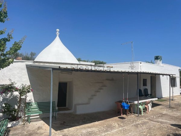 casale in vendita a Ceglie Messapica