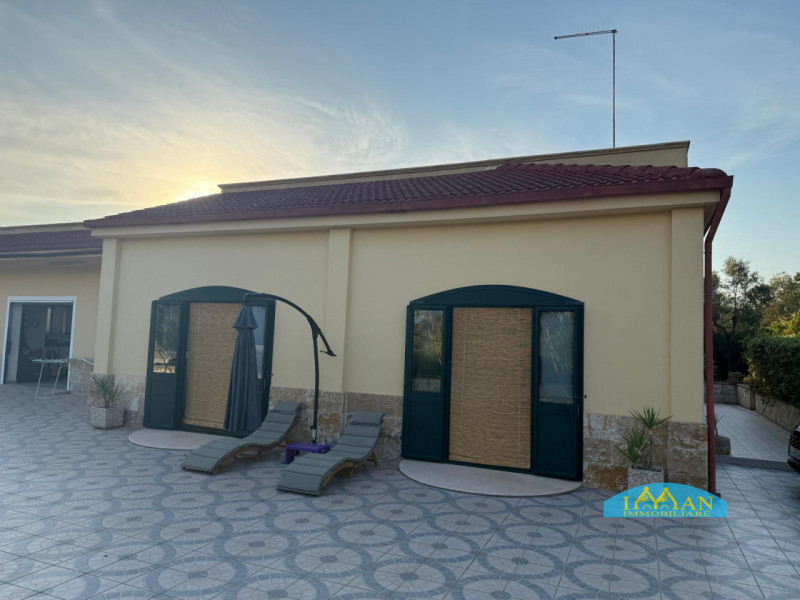 casa indipendente in vendita a Ceglie Messapica