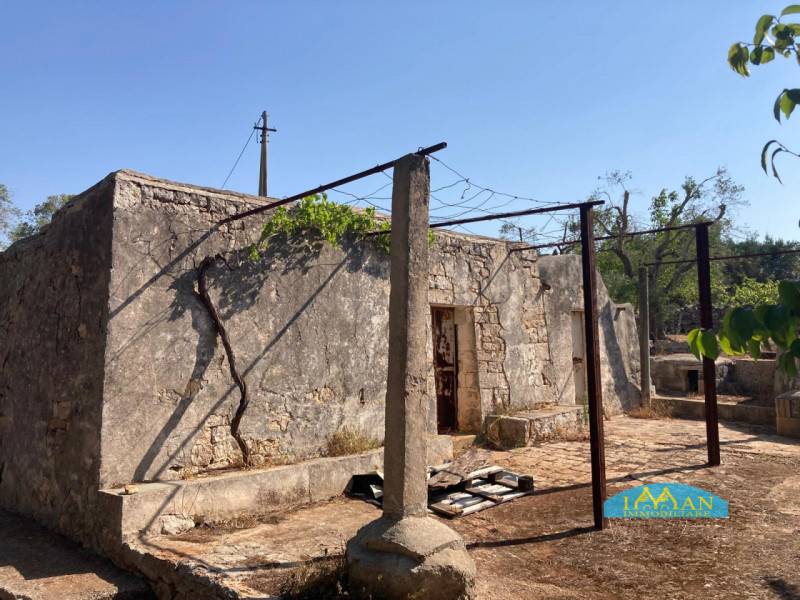 casale in vendita a Ceglie Messapica