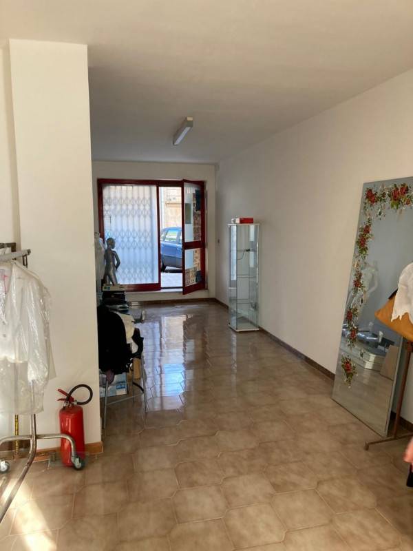 negozio in vendita a Ceglie Messapica