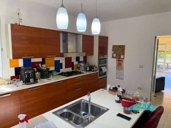 casa indipendente in vendita a Ceglie Messapica