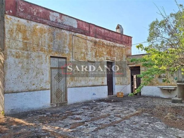 casa indipendente in vendita a Ceglie Messapica