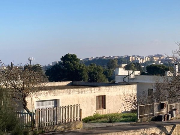 casa indipendente in vendita a Ceglie Messapica