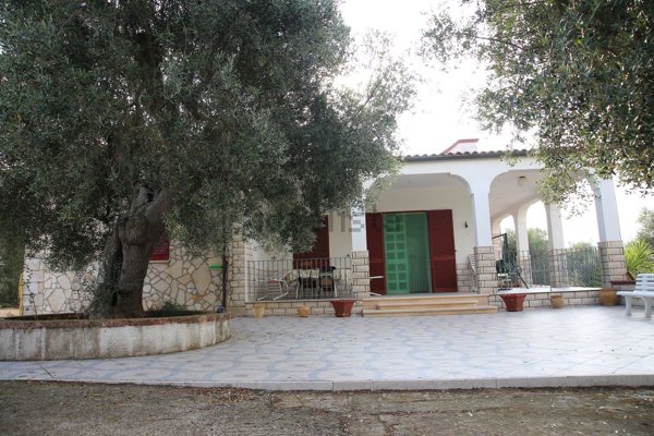casa indipendente in vendita a Ceglie Messapica