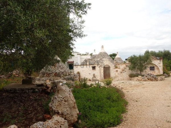 pentavano in vendita a Ceglie Messapica