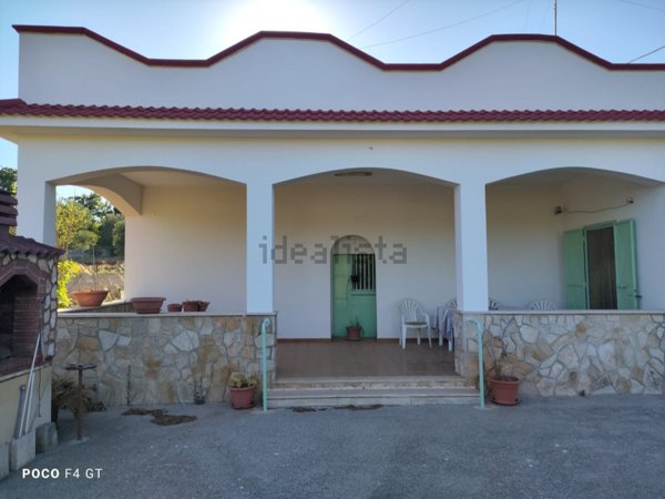 casa indipendente in vendita a Ceglie Messapica
