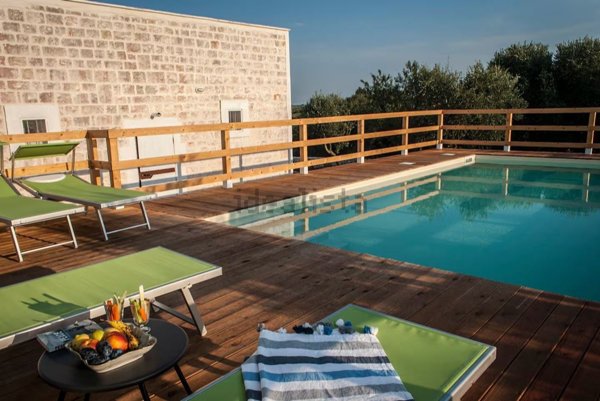 esavano in vendita a Ceglie Messapica