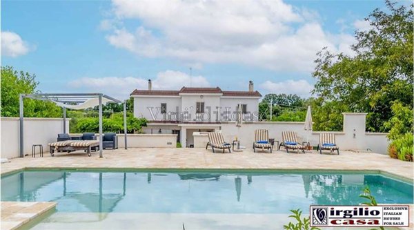 casa indipendente in vendita a Ceglie Messapica