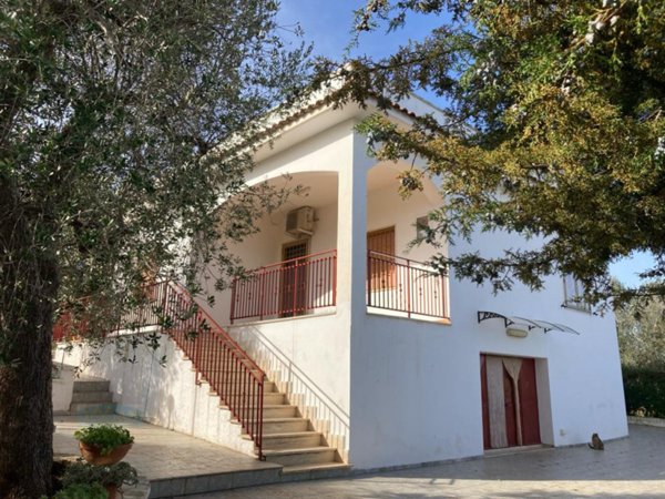 casa indipendente in vendita a Ceglie Messapica