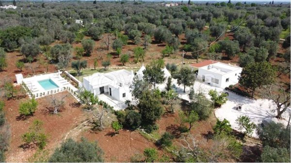 casa semindipendente in vendita a Ceglie Messapica