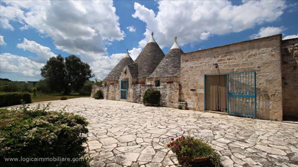 esavano in vendita a Ceglie Messapica