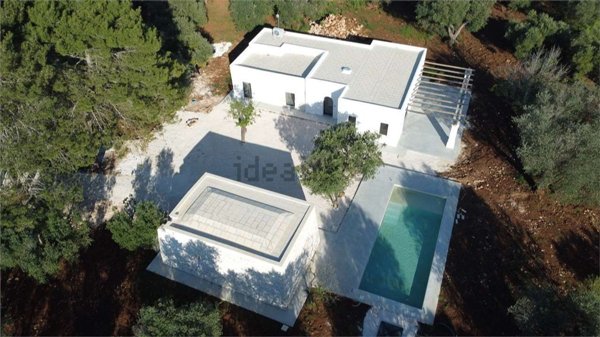 casa indipendente in vendita a Ceglie Messapica