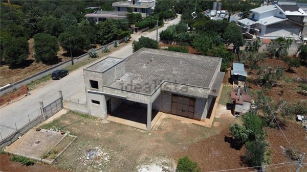 pentavano in vendita a Ceglie Messapica