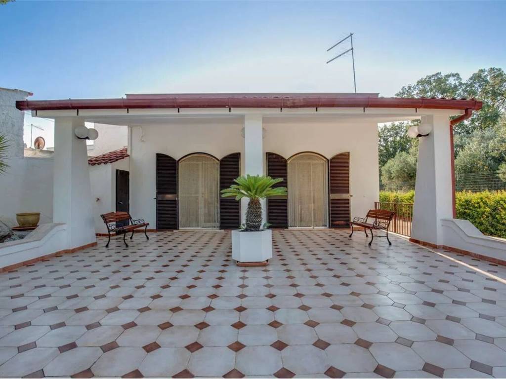 casa indipendente in vendita a Ceglie Messapica