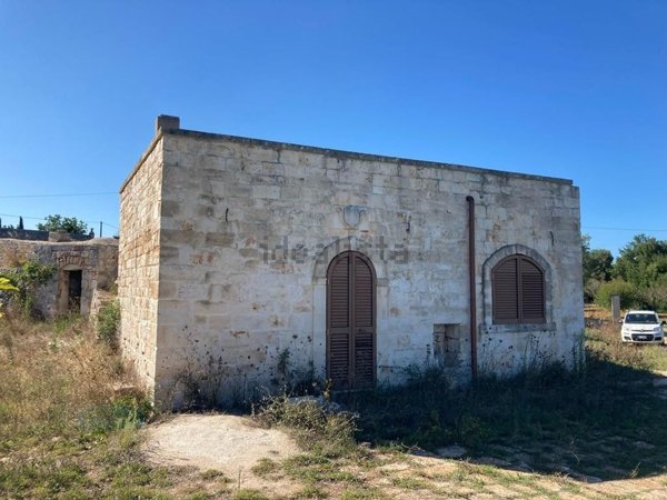 casale in vendita a Ceglie Messapica
