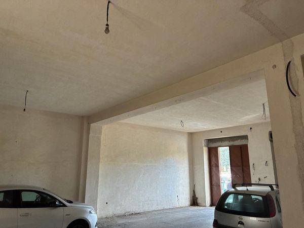 locale commerciale in vendita a Ceglie Messapica