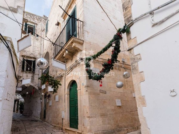 intera palazzina in vendita a Ceglie Messapica