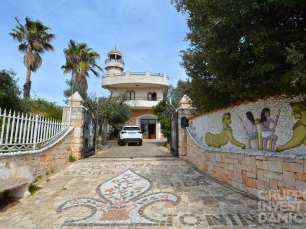 casa indipendente in vendita a Ceglie Messapica