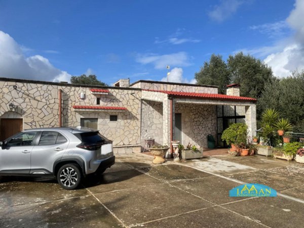 casa indipendente in vendita a Ceglie Messapica