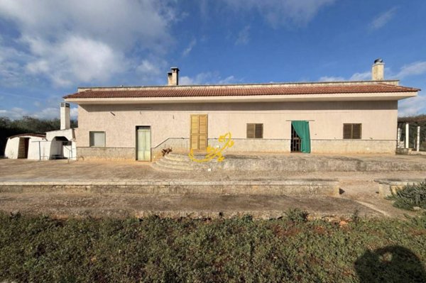 casa indipendente in vendita a Ceglie Messapica