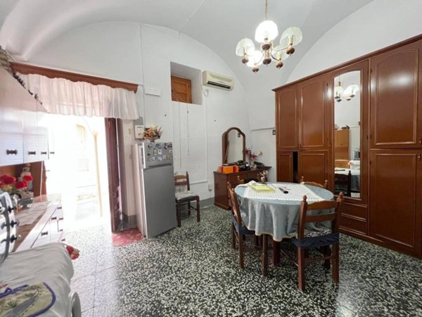 casa indipendente in vendita a Ceglie Messapica