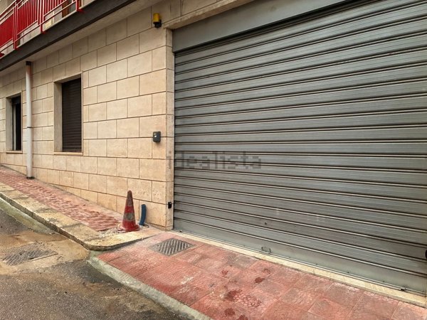 locale commerciale in vendita a Ceglie Messapica