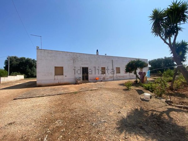 casale in vendita a Ceglie Messapica
