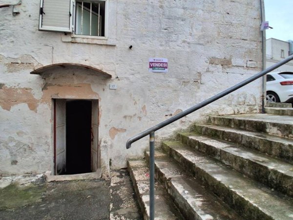 locale commerciale in vendita a Ceglie Messapica