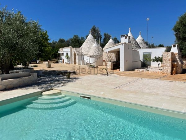 pentavano in vendita a Ceglie Messapica