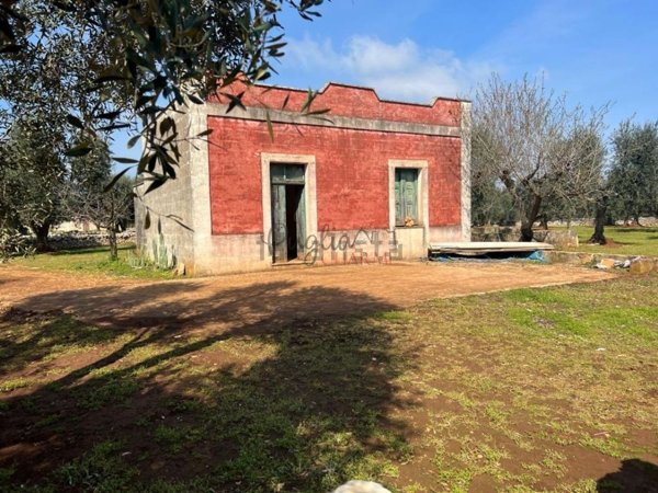 casale in vendita a Ceglie Messapica