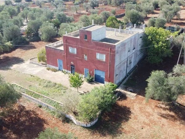 casa indipendente in vendita a Ceglie Messapica