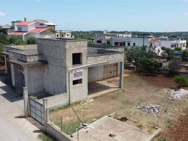 pentavano in vendita a Ceglie Messapica