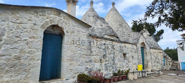 casale in vendita a Ceglie Messapica