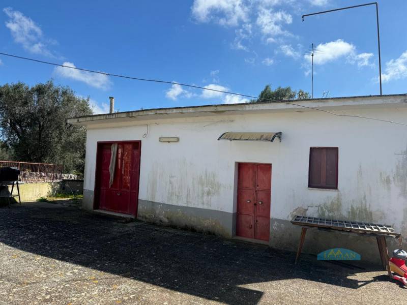 casale in vendita a Ceglie Messapica