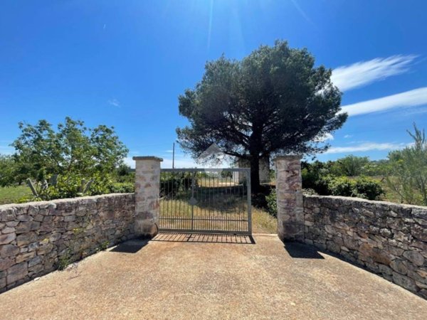 casa indipendente in vendita a Ceglie Messapica