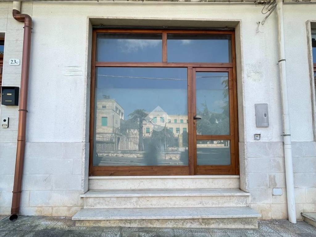 locale commerciale in vendita a Ceglie Messapica