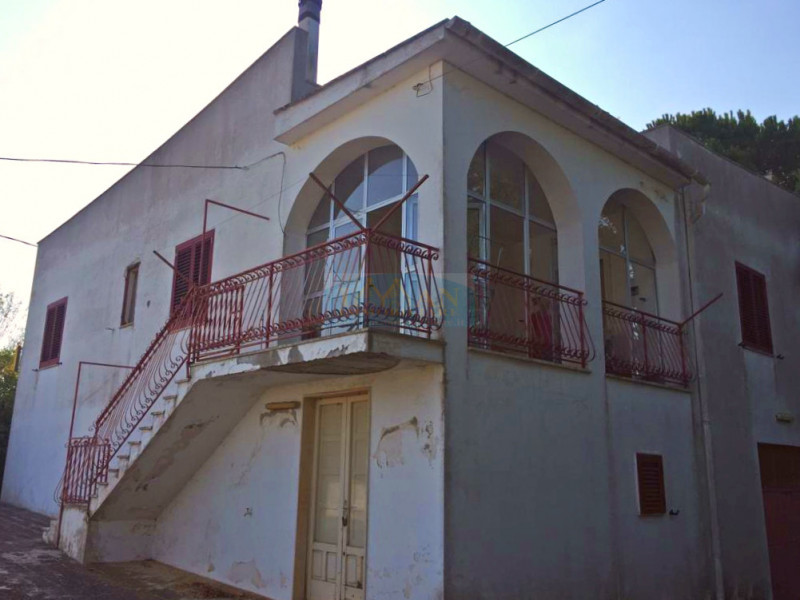 casa indipendente in vendita a Ceglie Messapica