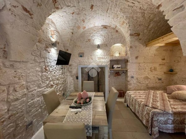 casa semindipendente in vendita a Ceglie Messapica