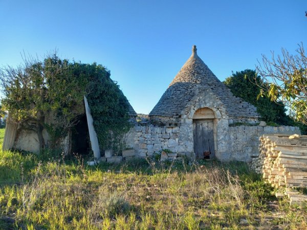 casale in vendita a Ceglie Messapica