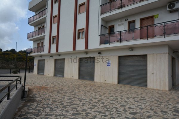 locale commerciale in vendita a Ceglie Messapica