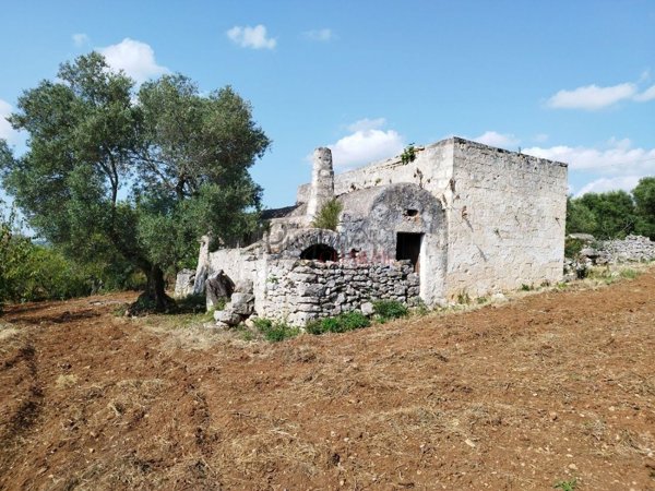 casale in vendita a Ceglie Messapica