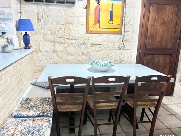 casa indipendente in vendita a Ceglie Messapica