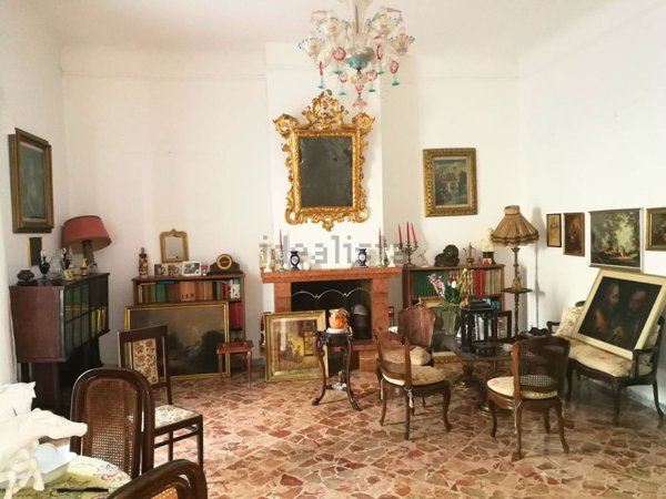 casa semindipendente in vendita a Ceglie Messapica