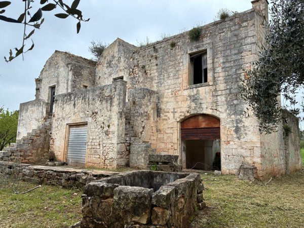 casale in vendita a Ceglie Messapica