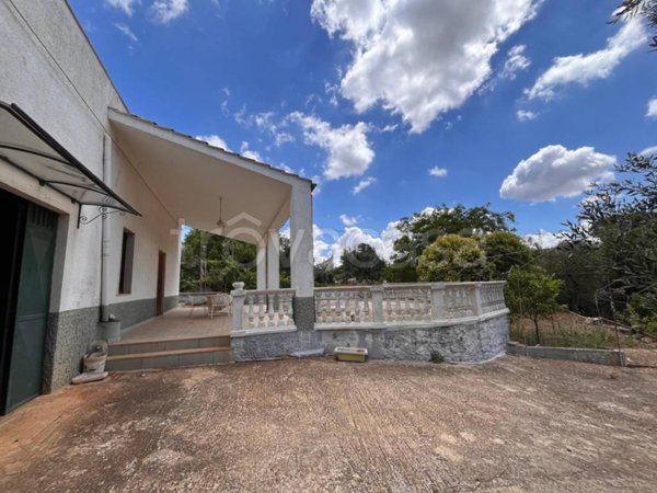 casa indipendente in vendita a Ceglie Messapica