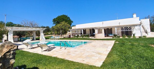 pentavano in vendita a Ceglie Messapica